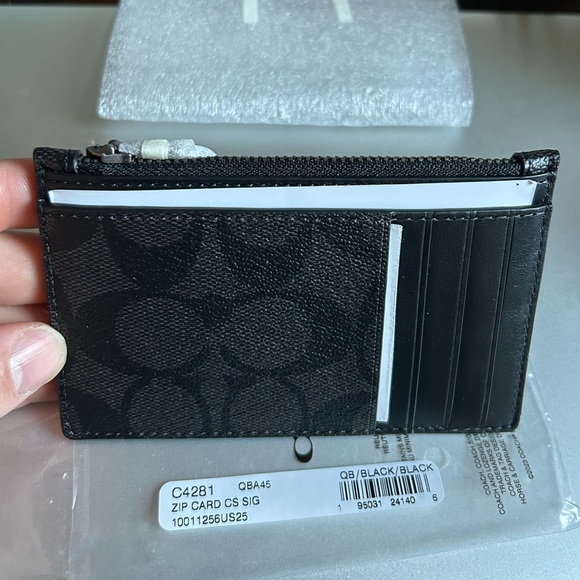 Coach Zip card wallet - Picture 4 of 6